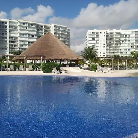 Punta Me Luxury Apartments Ocean View & Beach Front In Amara Cancun